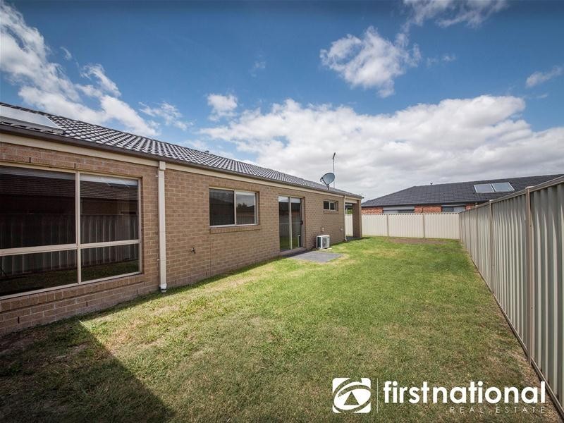 3 Victory Drive, Pakenham VIC 3810