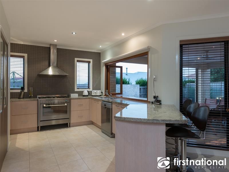 13 Ridgemont Drive, Berwick VIC 3806