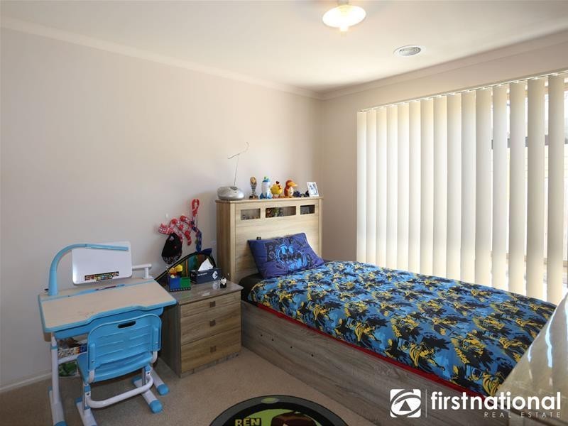 17 Freeman Drive, Pakenham VIC 3810