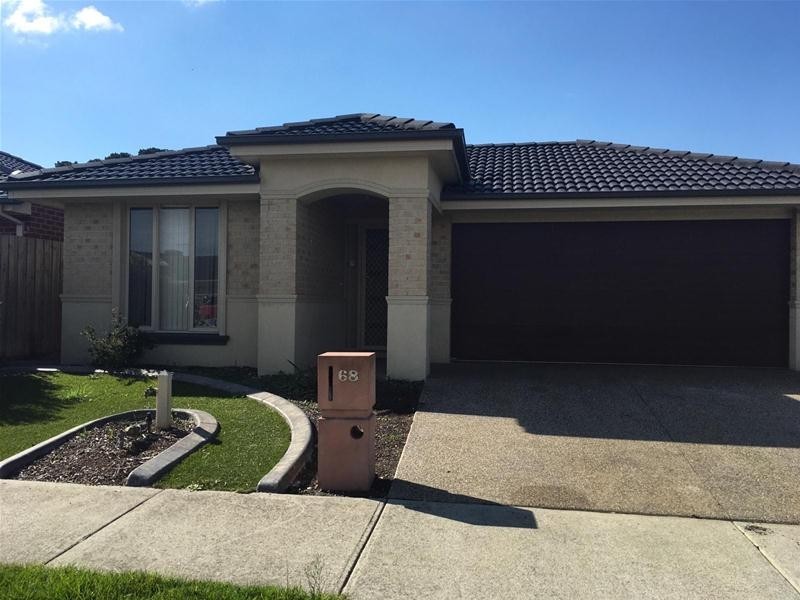 68 Melissa Way, Pakenham VIC 3810