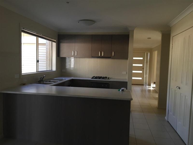 68 Melissa Way, Pakenham VIC 3810