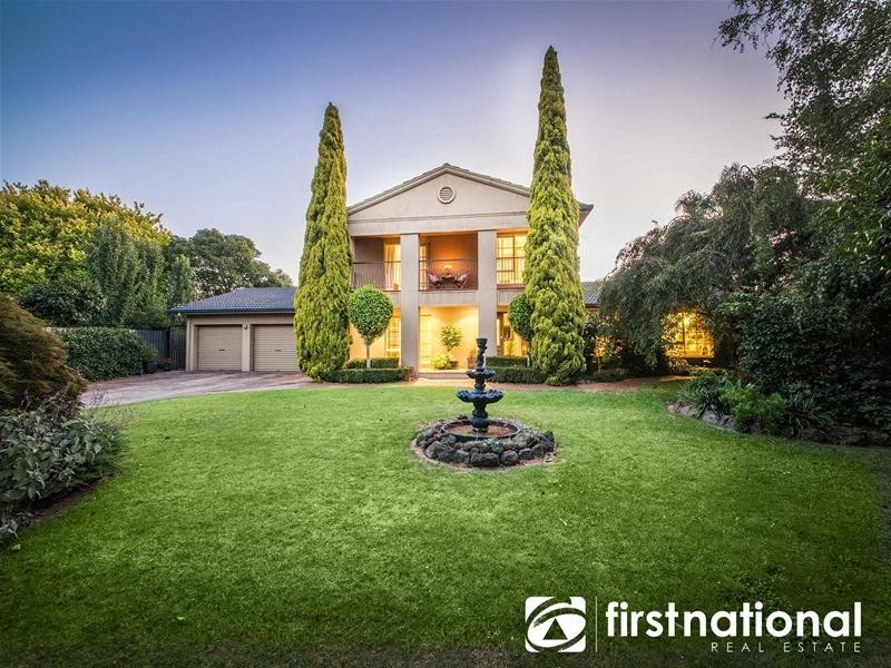 42 Outlook Drive, Berwick VIC 3806