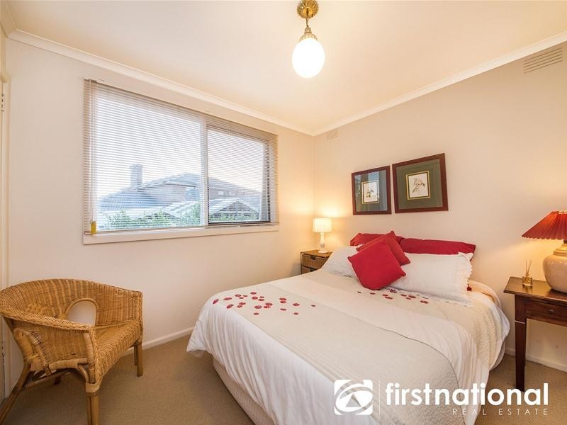 42 Outlook Drive, Berwick VIC 3806