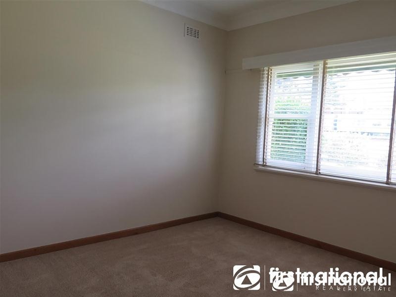 4 Henty Street, Pakenham VIC 3810