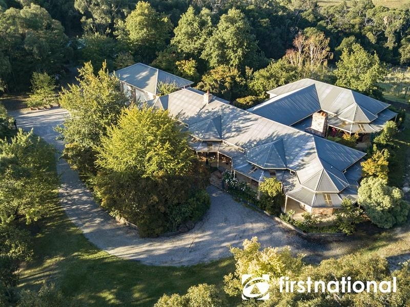 130 Whiteside  Road, Officer VIC 3809