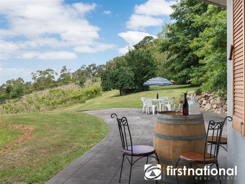 130 Whiteside  Road, Officer VIC 3809