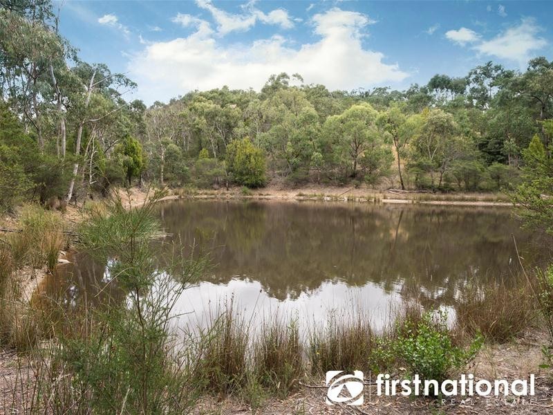 130 Whiteside  Road, Officer VIC 3809