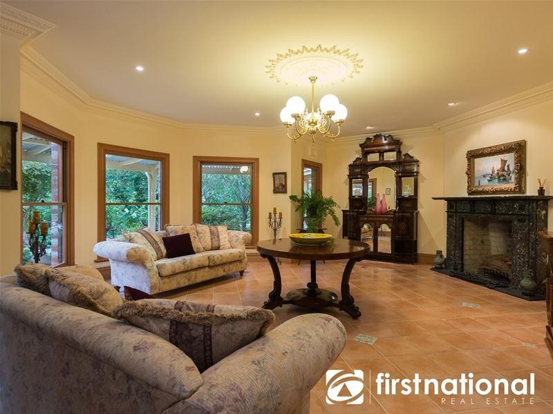 130 Whiteside  Road, Officer VIC 3809