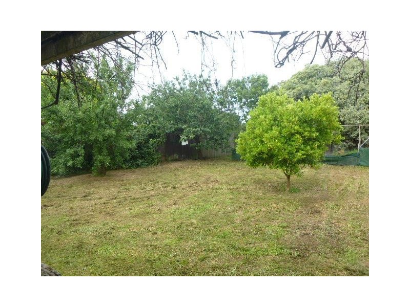 26 Meadow Wood Walk, Narre Warren VIC 3805