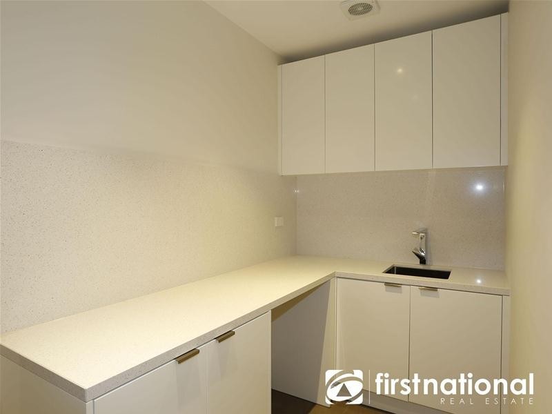 12 Araluen Rise, Narre Warren VIC 3805