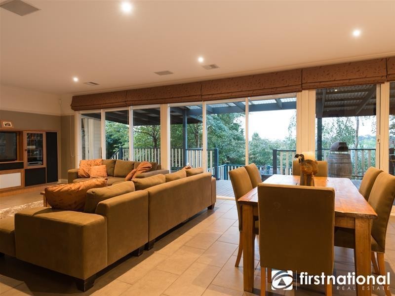 32 Salisbury Road, Beaconsfield Upper VIC 3808