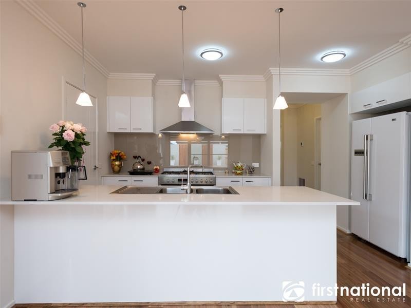 41 Riverstone Boulevard, Berwick VIC 3806