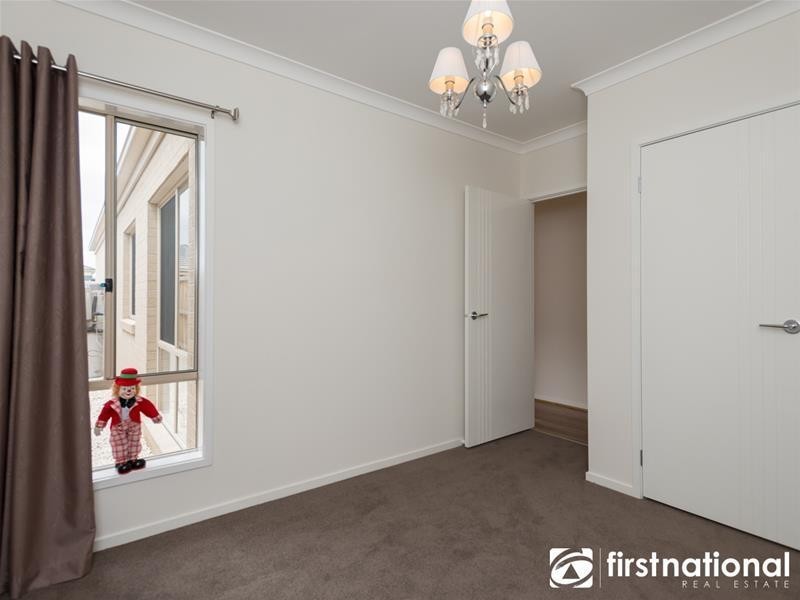 41 Riverstone Boulevard, Berwick VIC 3806