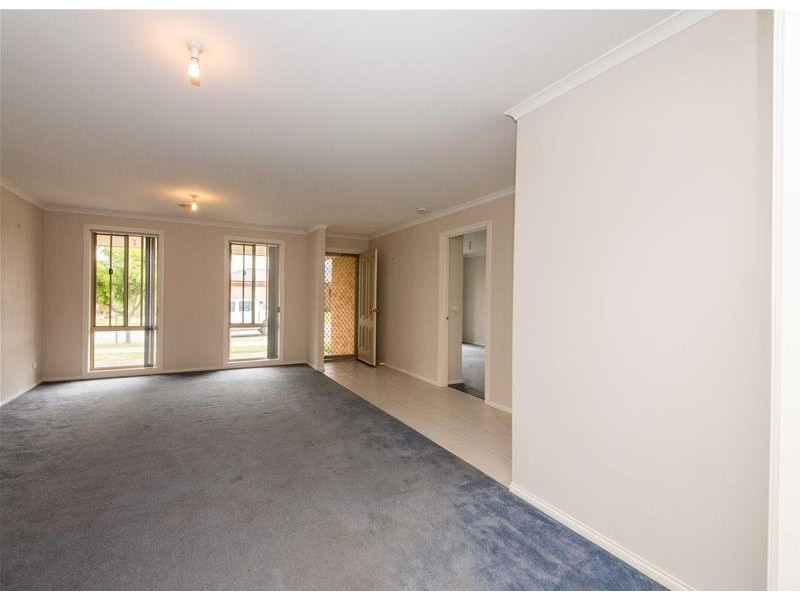 3 Mason Mews, Pakenham VIC 3810