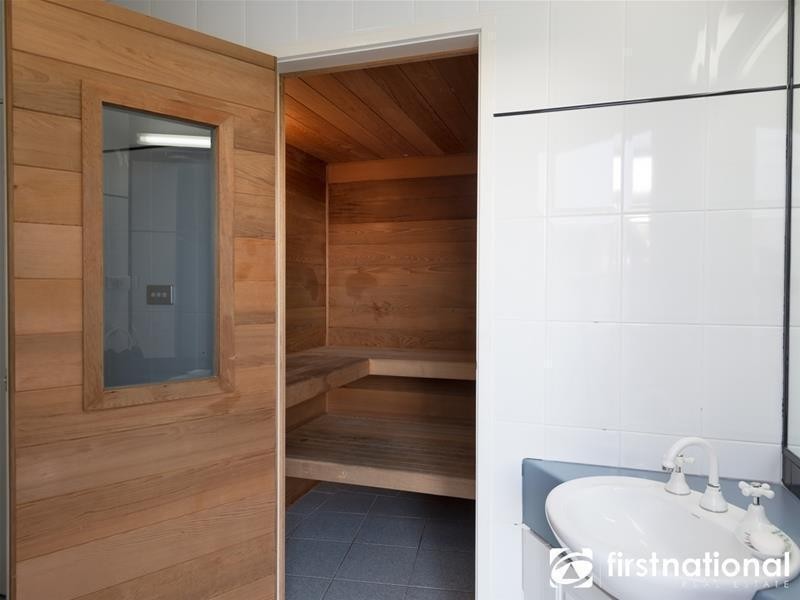 15 Caravelle Court, Berwick VIC 3806