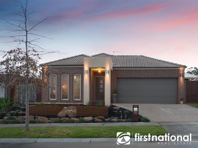 28 Nature Avenue, Officer VIC 3809