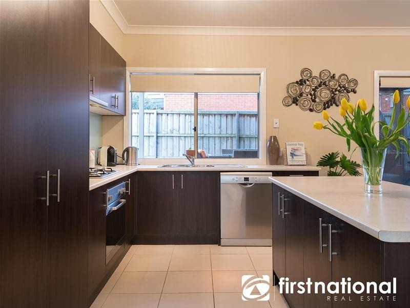 28 Nature Avenue, Officer VIC 3809