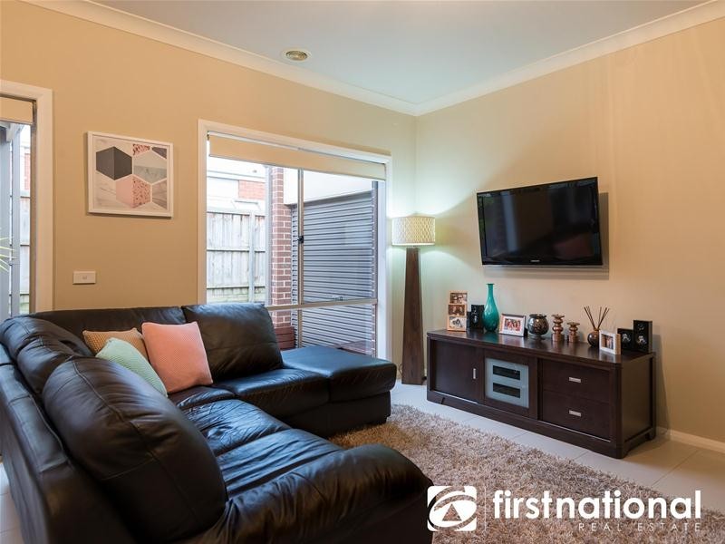 28 Nature Avenue, Officer VIC 3809