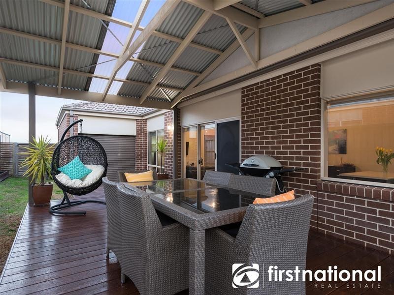 28 Nature Avenue, Officer VIC 3809