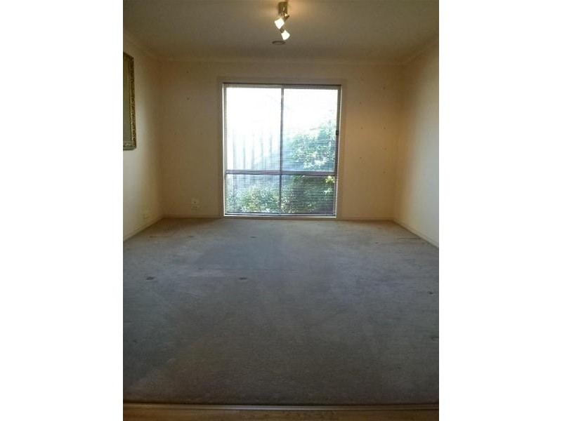 53 The Promenade, Narre Warren South VIC 3805