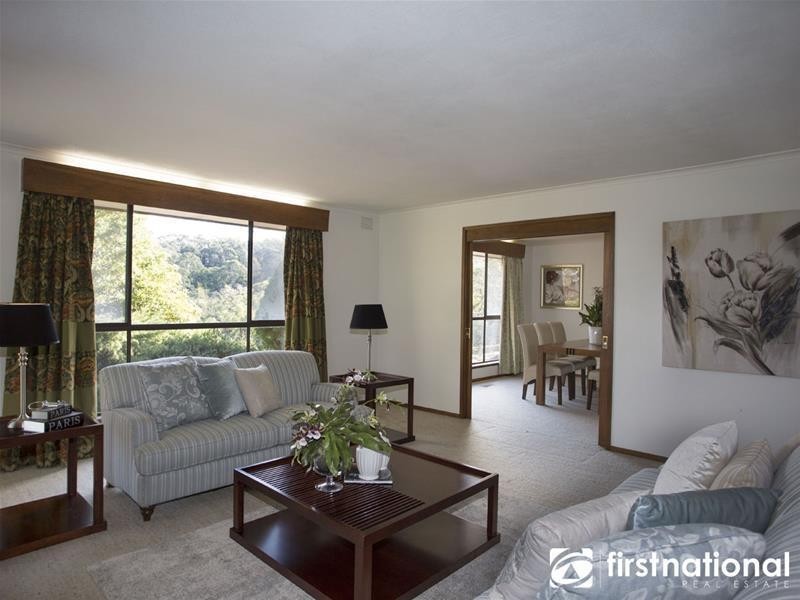 155 Gordon Road, Pakenham Upper VIC 3810