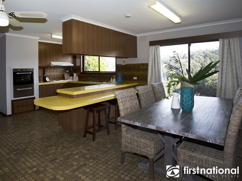 155 Gordon Road, Pakenham Upper VIC 3810