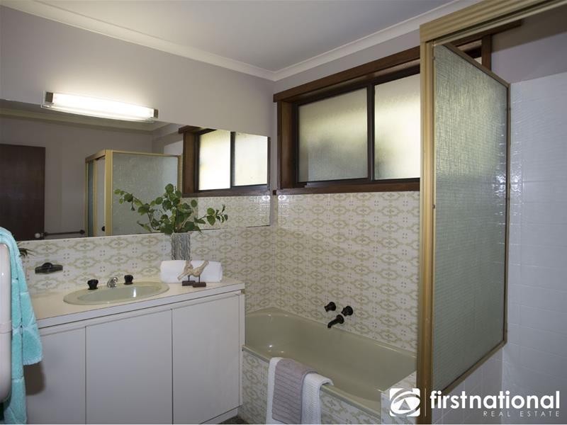 155 Gordon Road, Pakenham Upper VIC 3810