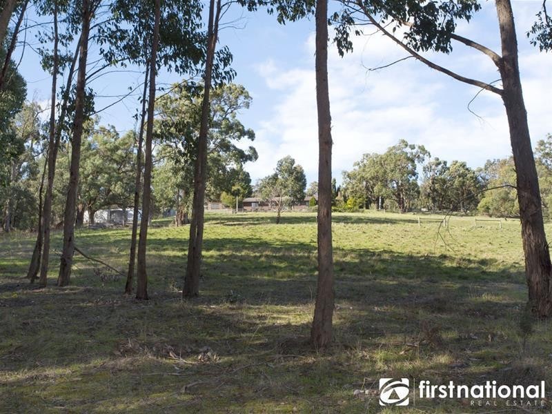 155 Gordon Road, Pakenham Upper VIC 3810