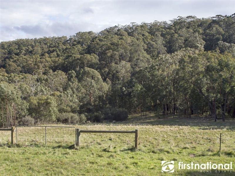 155 Gordon Road, Pakenham Upper VIC 3810