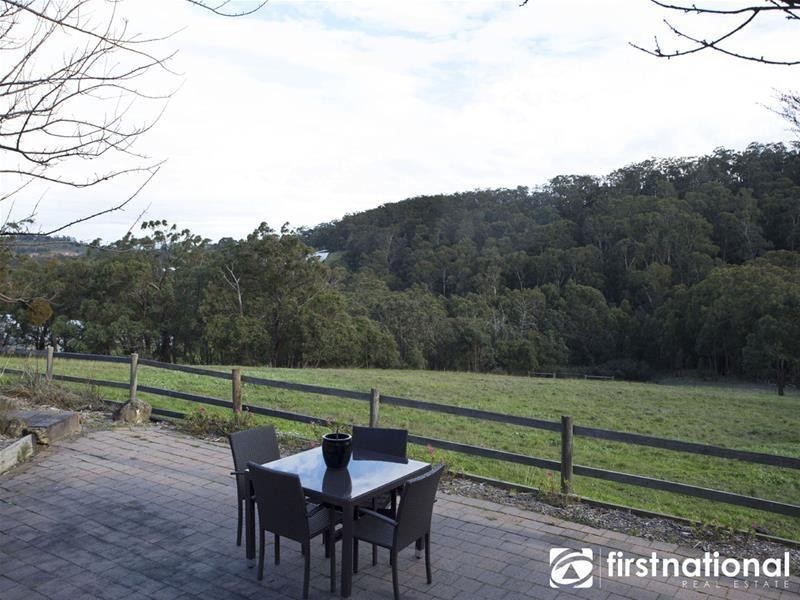 155 Gordon Road, Pakenham Upper VIC 3810