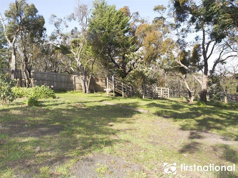 155 Gordon Road, Pakenham Upper VIC 3810