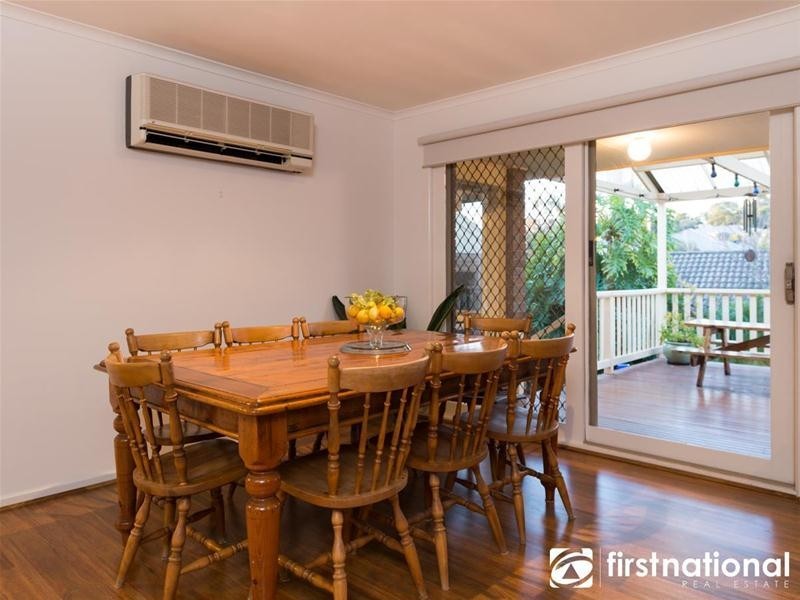 4 Avebury Drive, Berwick VIC 3806