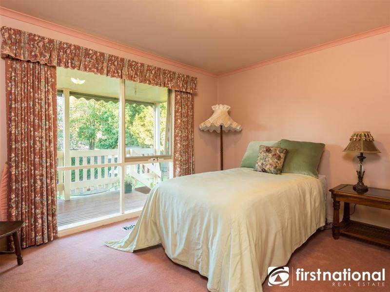 4 Avebury Drive, Berwick VIC 3806