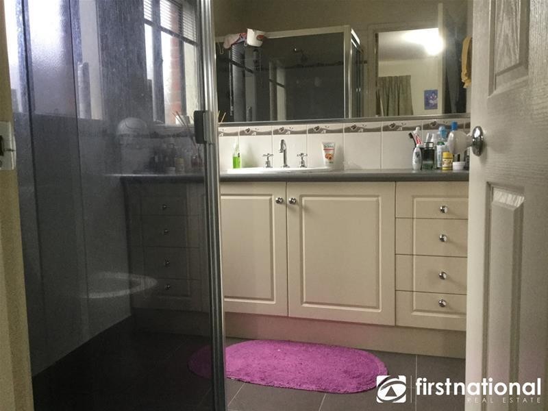 92 Skyline Way, Berwick VIC 3806