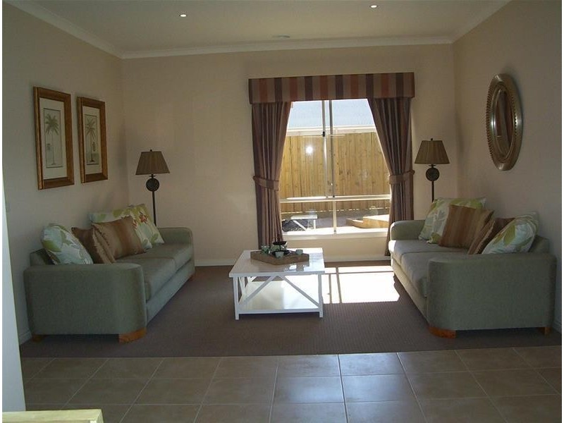 156 Webster Way, Pakenham VIC 3810