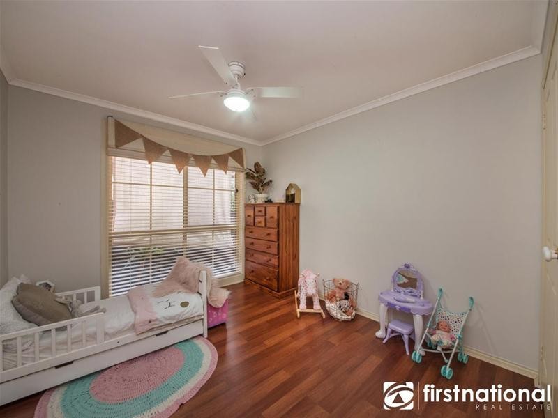 126 Earlsfield Drive, Berwick VIC 3806