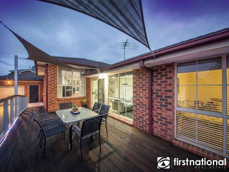 126 Earlsfield Drive, Berwick VIC 3806
