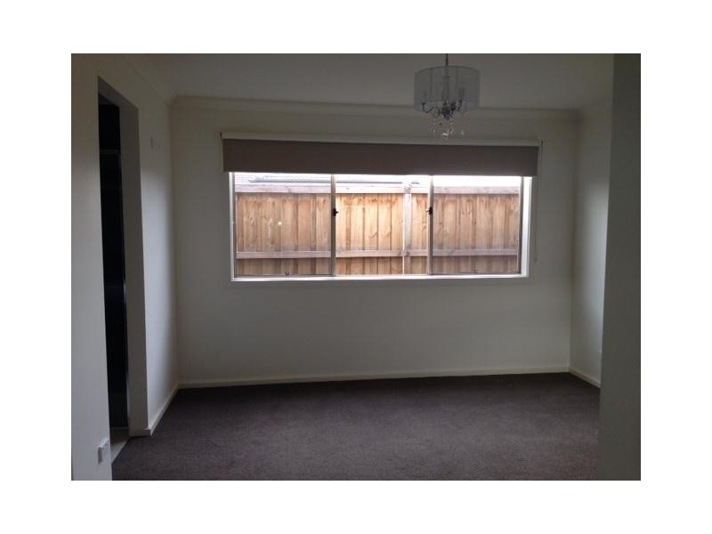 45 Chantenay Parade, Cranbourne North VIC 3977