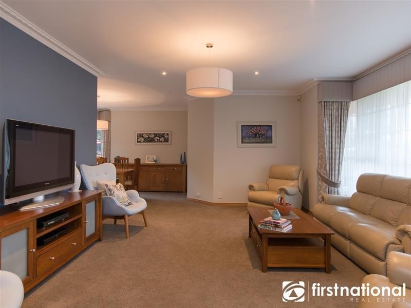 5 Fontaine Terrace, Narre Warren North VIC 3804