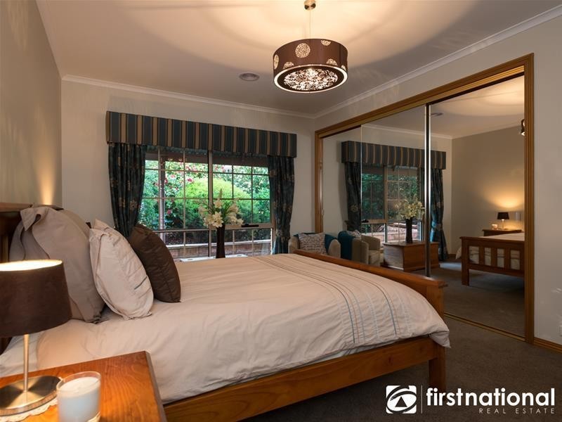 5 Fontaine Terrace, Narre Warren North VIC 3804