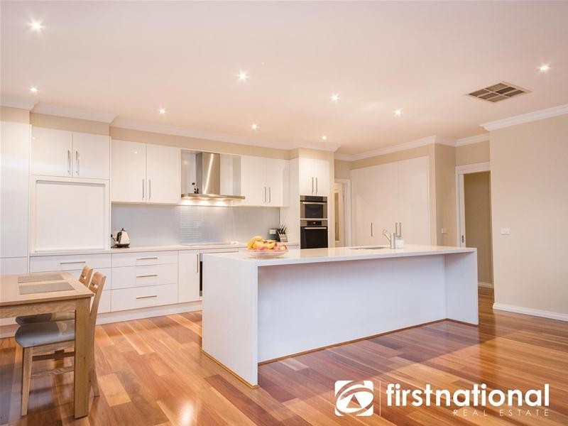 7 Kendall Drive, Narre Warren VIC 3805