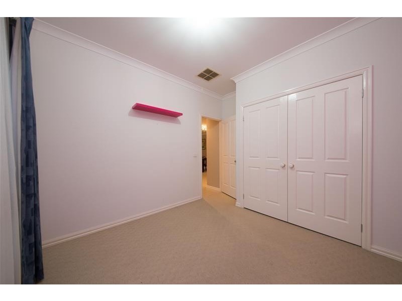 20 Devaney Avenue, Lynbrook VIC 3975