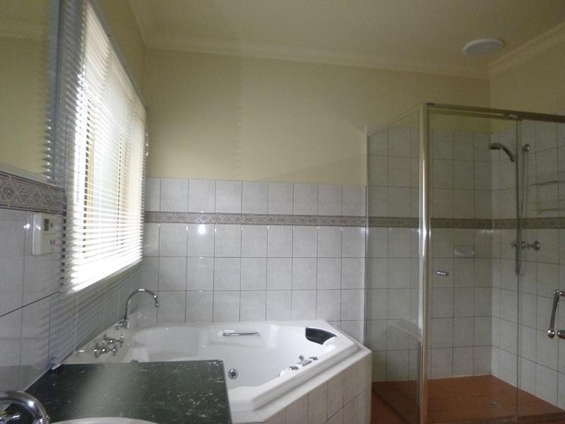 22 Charles Conder Place, Berwick VIC 3806