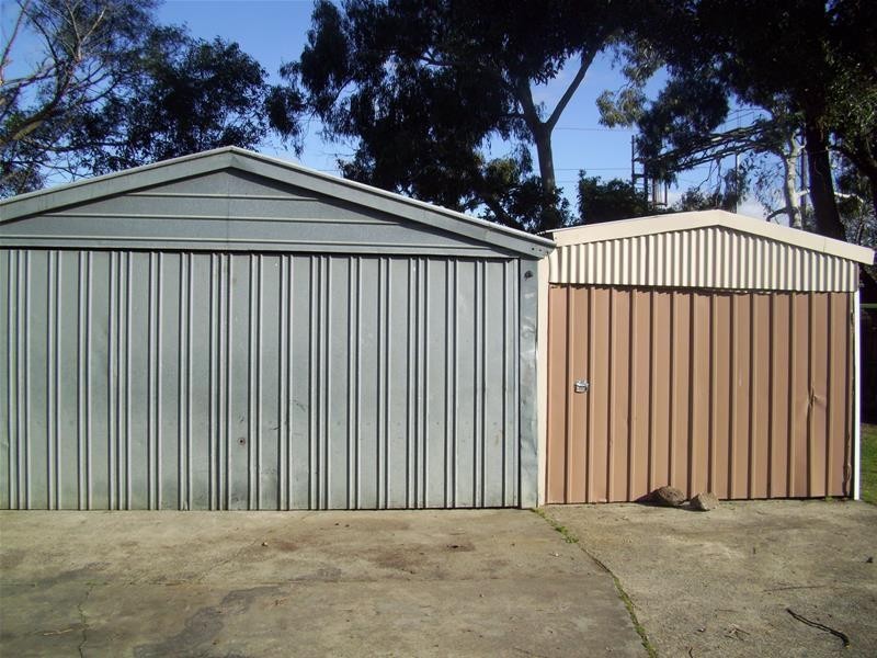 69 Valley Fair Drive, Narre Warren VIC 3805