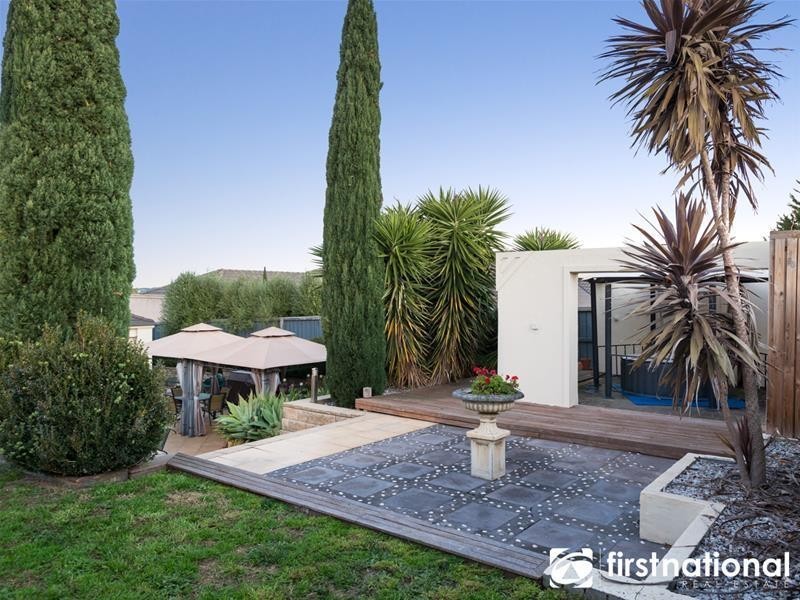 5 Mercy  Court, Narre Warren South VIC 3805