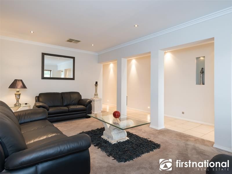 11 Locarno Place, Narre Warren South VIC 3805