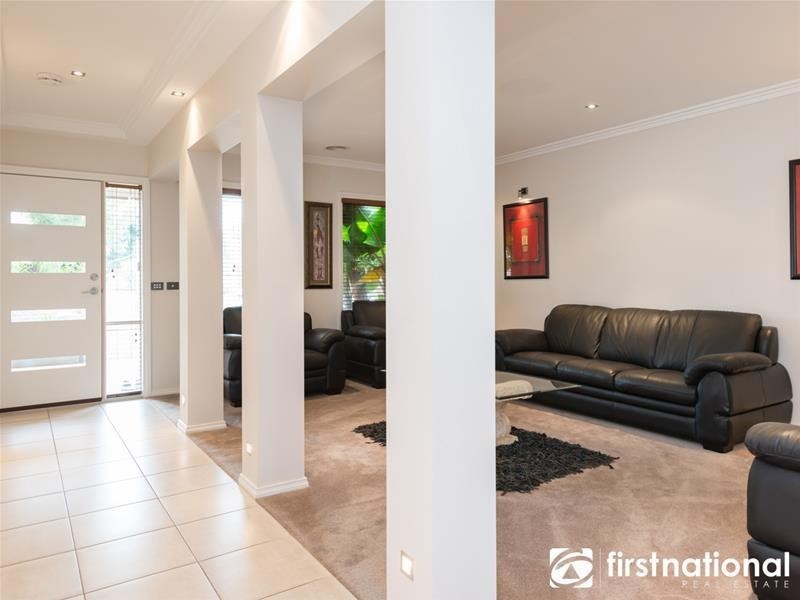 11 Locarno Place, Narre Warren South VIC 3805