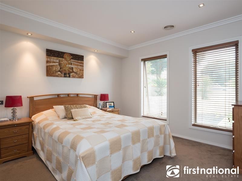 11 Locarno Place, Narre Warren South VIC 3805