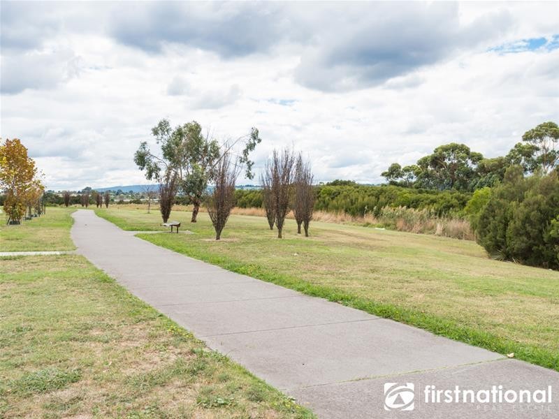 11 Locarno Place, Narre Warren South VIC 3805
