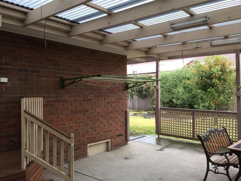 50 Bunbury Avenue, Narre Warren VIC 3805